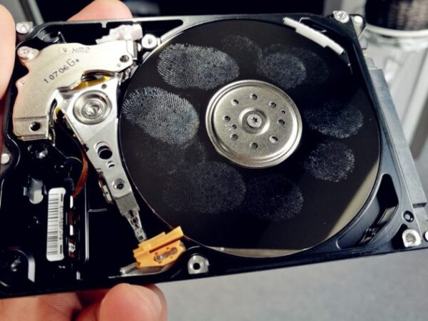 how-to-clean-hard-drive-platters