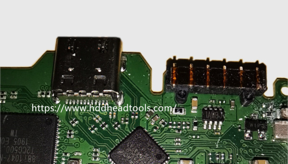 WD PCB 2060-810012 Capacitors & Crystal Oscillators to Remove